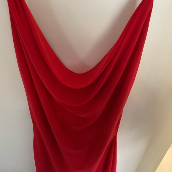 RED OPEN BACK DRESS - Picture 5 of 5